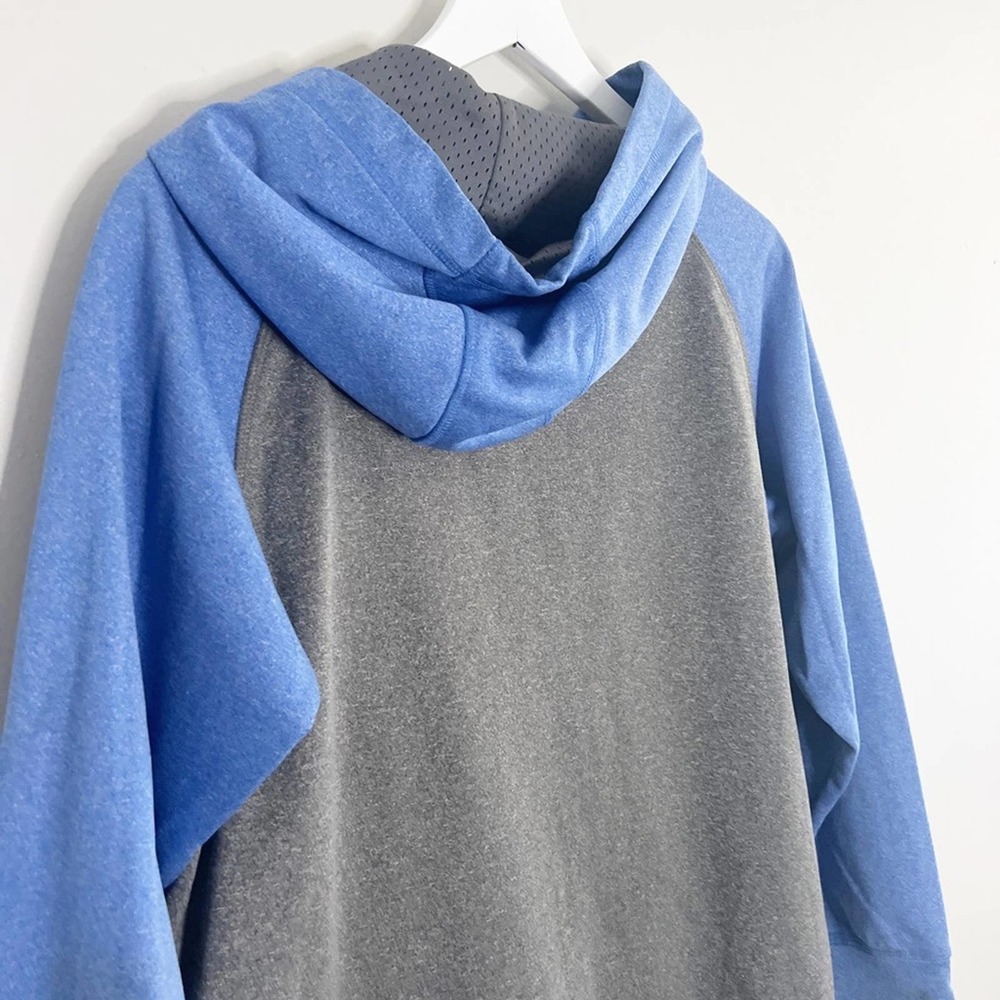Boys Reebok Fleece Sweatshirt (Size Large) - Picture 2 of 5
